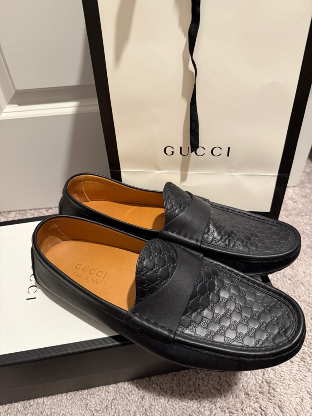 Gucci Black Embossed Leather Men's Penny Loafers - Picture 11 of 11